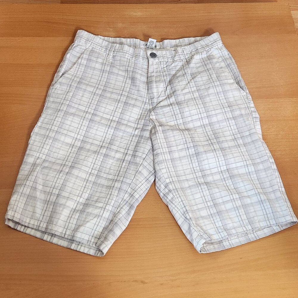 Calvin Klein Men’s Plaid Shorts Size 30 Blue White Lightweight Summer Casual